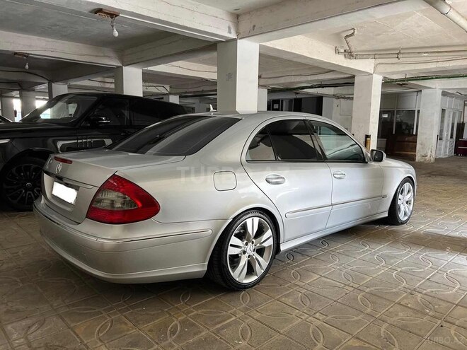 Mercedes E 220 2007, 246,000 km - 2.2 л - Bakı