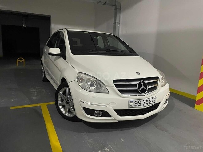 Mercedes B 180 2009, 210,000 km - 1.7 l - Bakı