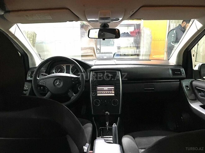 Mercedes B 180 2009, 210,000 km - 1.7 l - Bakı