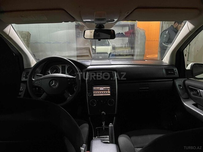 Mercedes B 180 2009, 210,000 km - 1.7 l - Bakı
