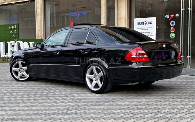 Mercedes E 240 2004, 320,000 km - 2.6 l - Bakı
