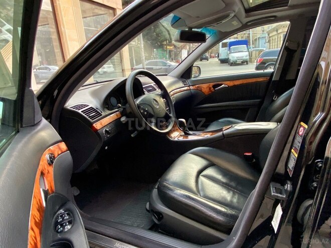 Mercedes E 240 2004, 320,000 km - 2.6 l - Bakı
