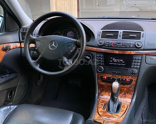 Mercedes E 240 2004, 320,000 km - 2.6 l - Bakı
