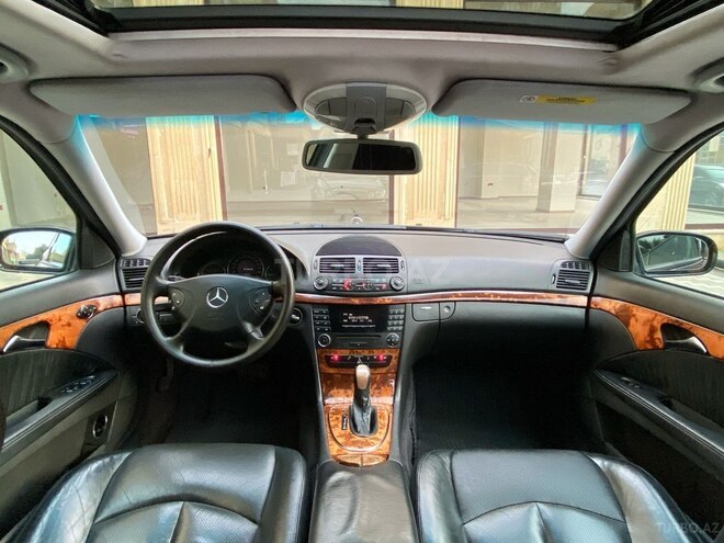 Mercedes E 240 2004, 320,000 km - 2.6 l - Bakı