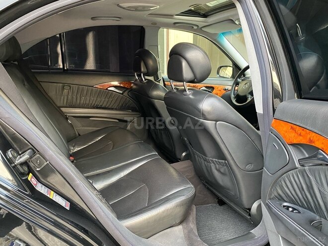 Mercedes E 240 2004, 320,000 km - 2.6 l - Bakı