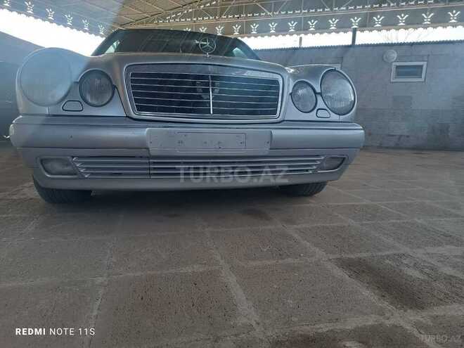 Mercedes E 240 1997, 351,258 km - 2.4 l - Salyan