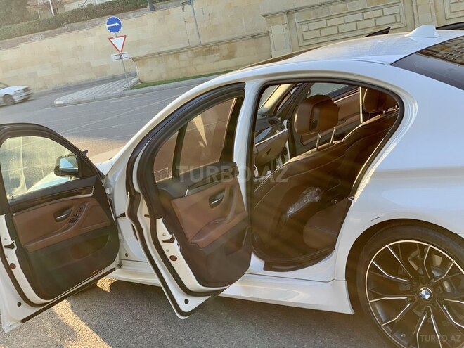 BMW 528 2013, 181,000 km - 2.0 л - Bakı