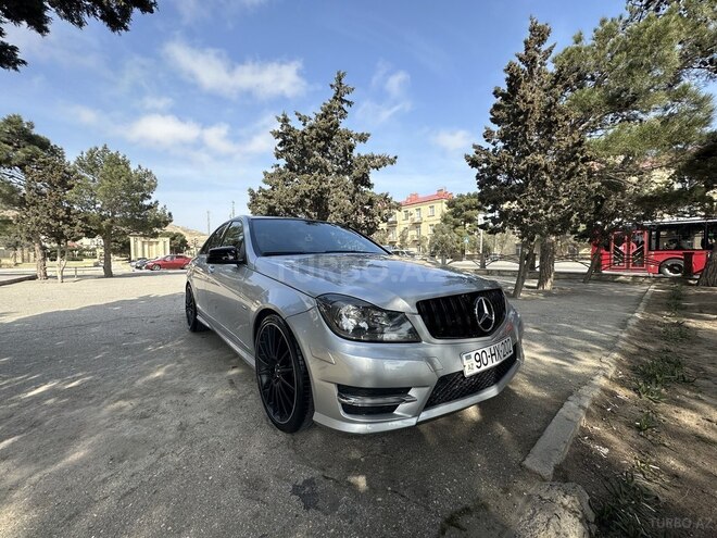Mercedes C 250 2011, 212,600 km - 1.8 л - Bakı