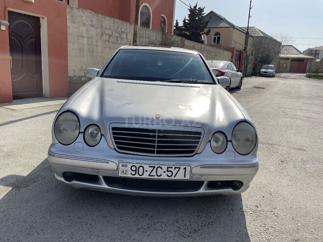 Mercedes E 320 2000, 293,000 km - 3.2 l - Bakı