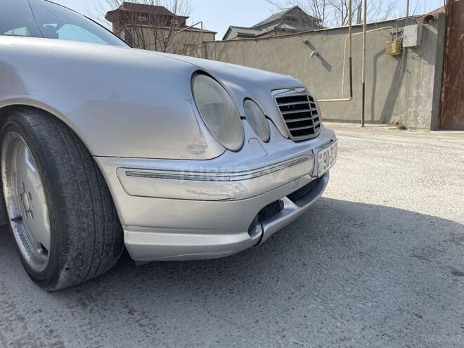 Mercedes E 320 2000, 293,000 km - 3.2 l - Bakı