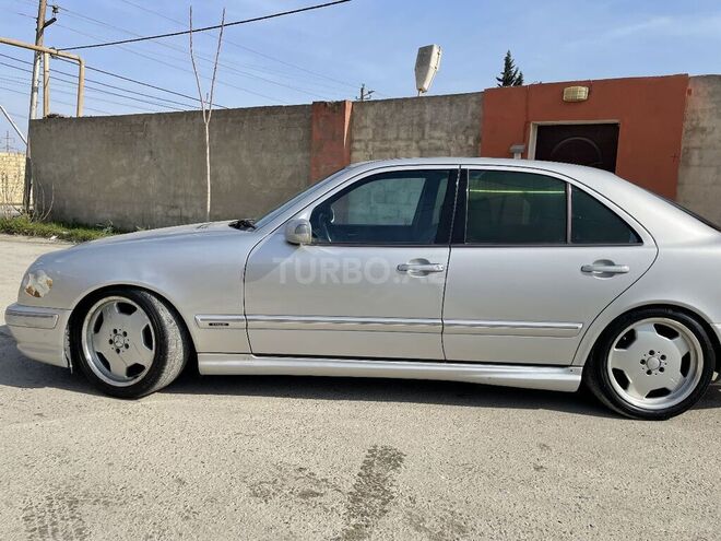 Mercedes E 320 2000, 293,000 km - 3.2 l - Bakı