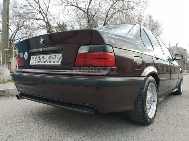 BMW 316 1992, 253,666 km - 1.6 l - Sumqayıt