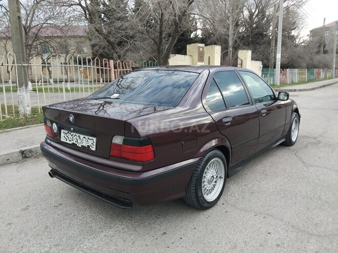 BMW 316 1992, 253,666 km - 1.6 l - Sumqayıt