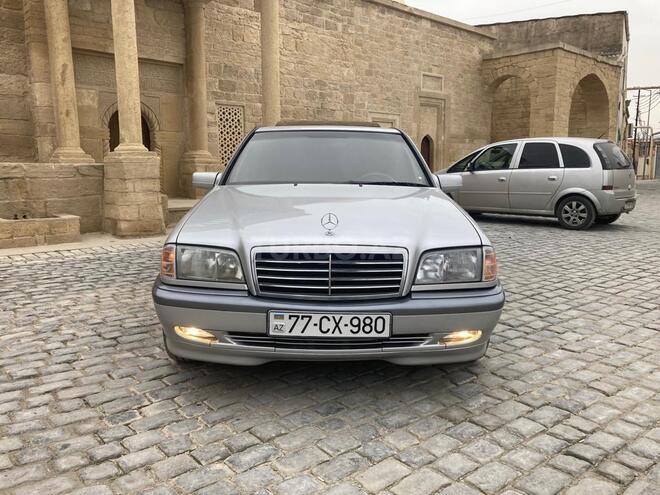Mercedes C 230 2000, 175,123 km - 2.3 л - Bakı