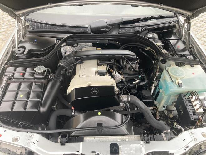 Mercedes C 230 2000, 175,123 km - 2.3 л - Bakı