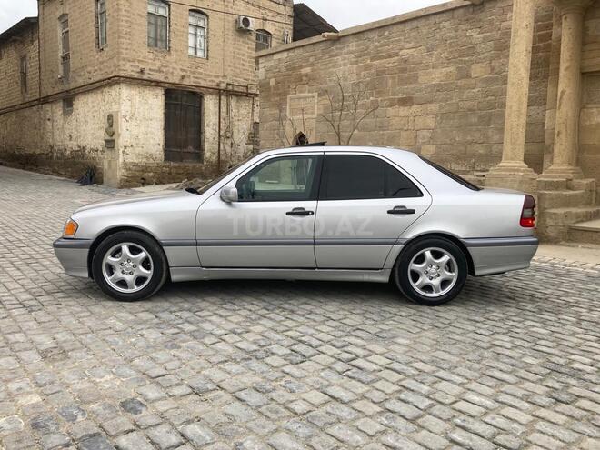 Mercedes C 230 2000, 175,123 km - 2.3 л - Bakı