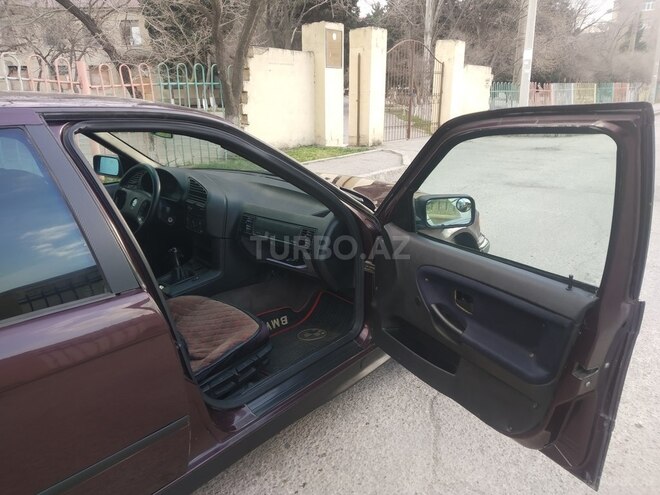 BMW 316 1992, 253,666 km - 1.6 l - Sumqayıt