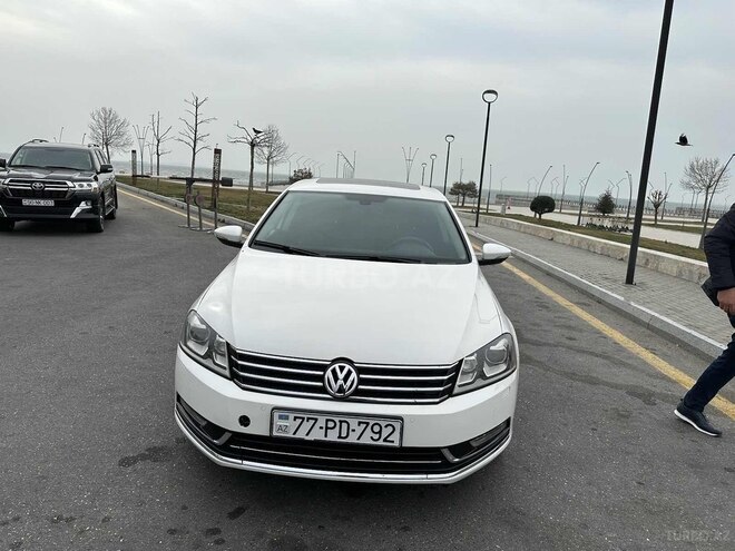 Volkswagen Passat 2011, 230,000 km - 1.8 l - Bakı