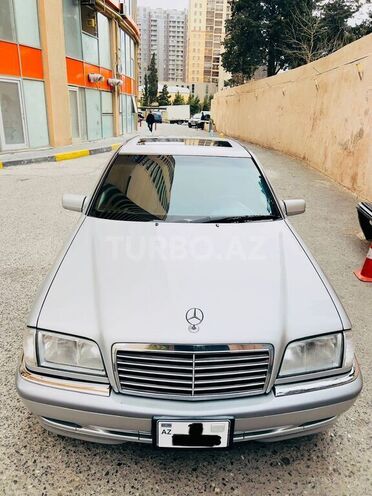 Mercedes C 240 1999, 279,500 km - 2.4 l - Bakı