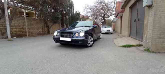 Mercedes E 220 1999, 589,000 km - 2.2 l - Bakı