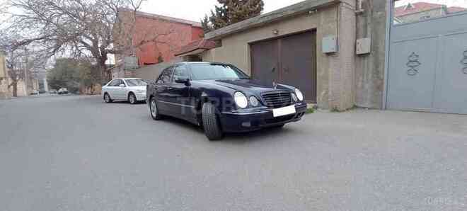 Mercedes E 220 1999, 589,000 km - 2.2 l - Bakı