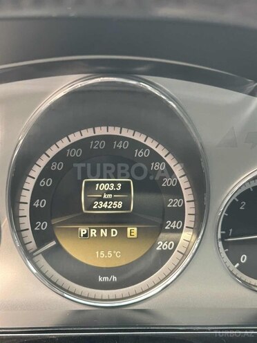 Mercedes E 220 2011, 234,258 km - 2.2 л - Bakı