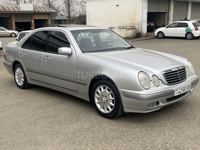 Mercedes E 240 2001, 276,971 km - 2.4 l - Bakı