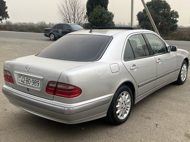 Mercedes E 240 2001, 276,971 km - 2.4 l - Bakı