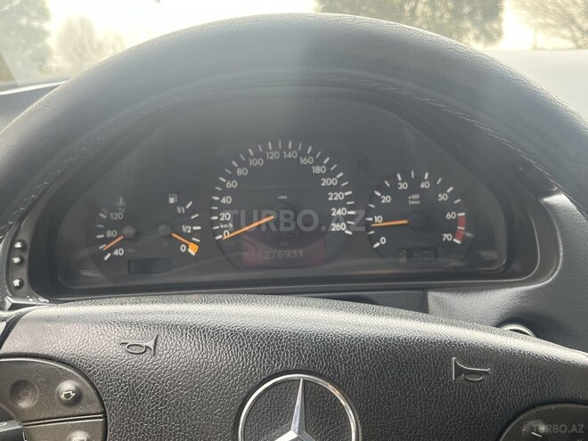 Mercedes E 240 2001, 276,971 km - 2.4 l - Bakı