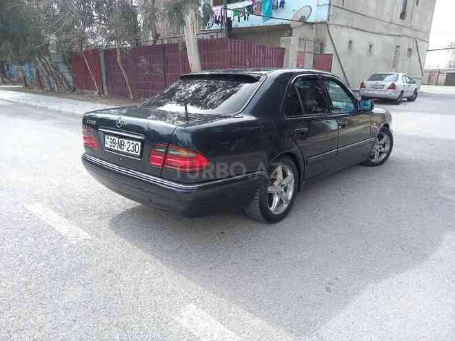 Mercedes E 230 1995, 398,000 km - 2.3 l - Sumqayıt