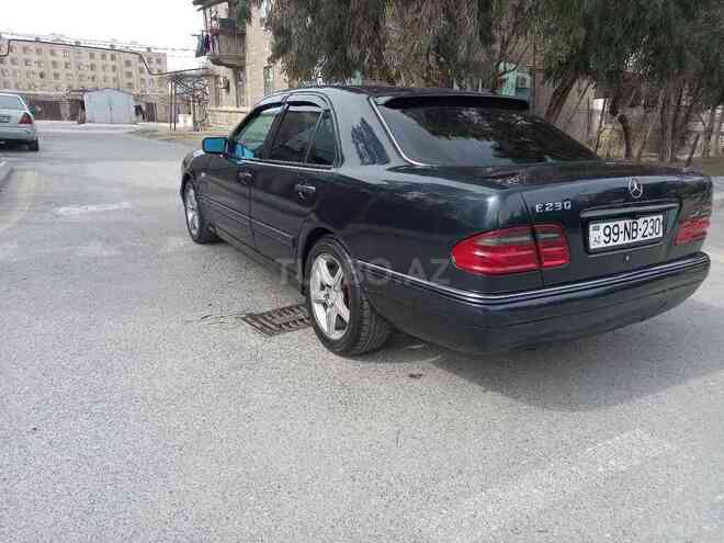 Mercedes E 230 1995, 398,000 km - 2.3 l - Sumqayıt