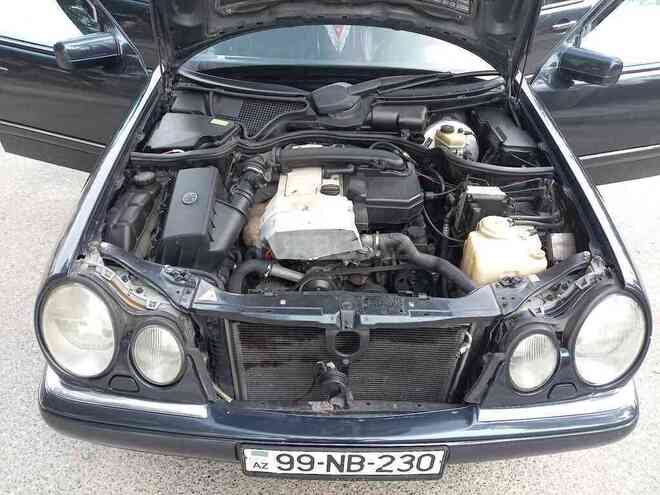 Mercedes E 230 1995, 398,000 km - 2.3 l - Sumqayıt