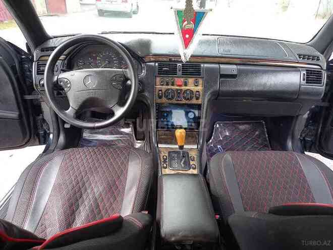 Mercedes E 230 1995, 398,000 km - 2.3 l - Sumqayıt