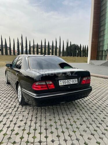 Mercedes E 320 2000, 210,800 km - 3.2 l - Şəmkir