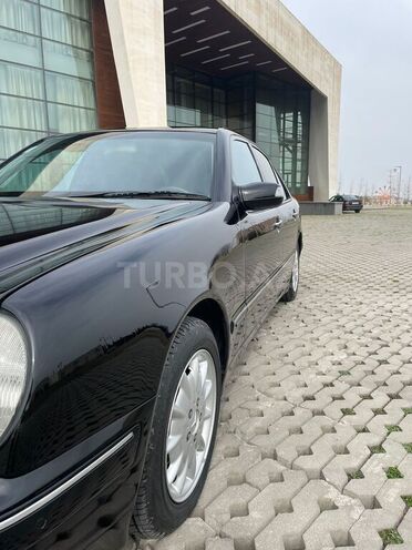 Mercedes E 320 2000, 210,800 km - 3.2 l - Şəmkir