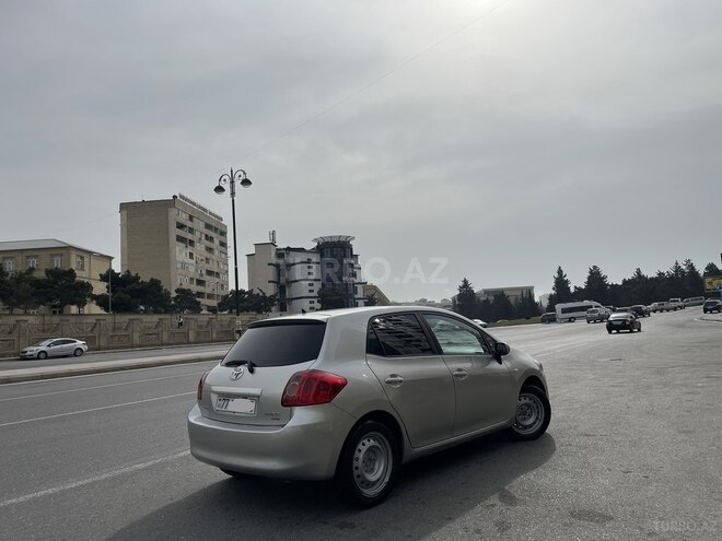 Toyota Auris 2008, 230,600 km - 1.4 l - Bakı