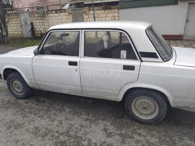 LADA (VAZ) 2107 2009, 71,000 km - 1.6 л - Quba