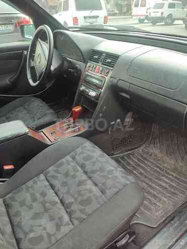 Mercedes C 220 1999, 430,627 km - 2.2 л - Sumqayıt