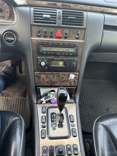 Mercedes E 320 2000, 340,000 km - 3.2 l - Bakı