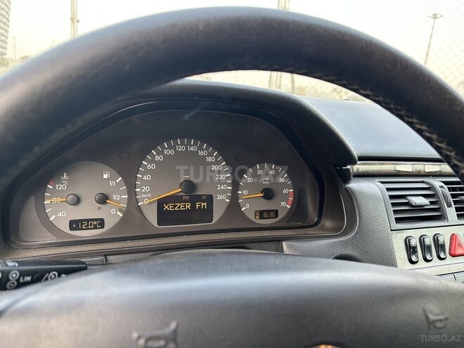 Mercedes E 320 2000, 340,000 km - 3.2 l - Bakı