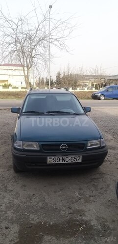Opel Astra 1993, 300,000 km - 1.6 l - Cəlilabad