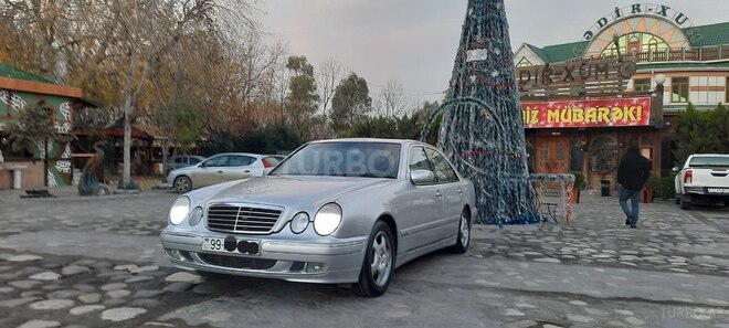 Mercedes E 270 2001, 375,000 km - 2.7 л - Ağcabədi