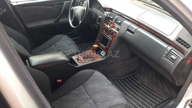 Mercedes E 270 2001, 375,000 km - 2.7 л - Ağcabədi