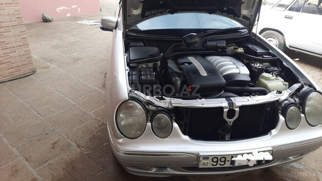 Mercedes E 270 2001, 375,000 km - 2.7 л - Ağcabədi