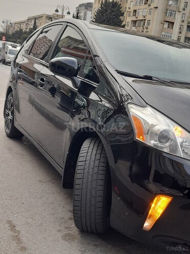 Toyota Prius V 2012, 321,869 km - 1.8 l - Bakı