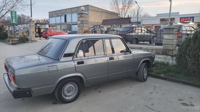 LADA (VAZ) 2107 2010, 88,000 km - 1.6 l - Xudat