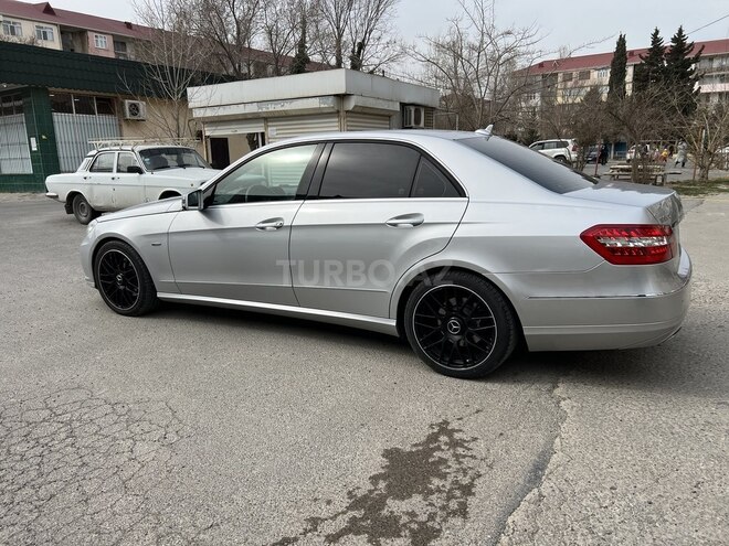 Mercedes E 350 2010, 257,875 km - 3.0 l - Sumqayıt