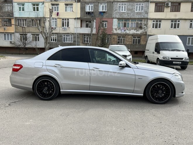 Mercedes E 350 2010, 257,875 km - 3.0 l - Sumqayıt