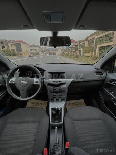 Opel Astra 2009, 78,000 km - 1.4 л - Bakı