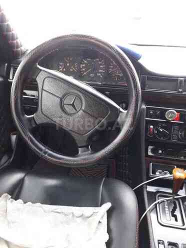 Mercedes E 300 1993, 300,000 km - 3.0 l - Ağstafa